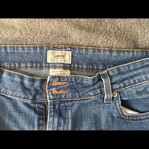 Women’s Levi’s